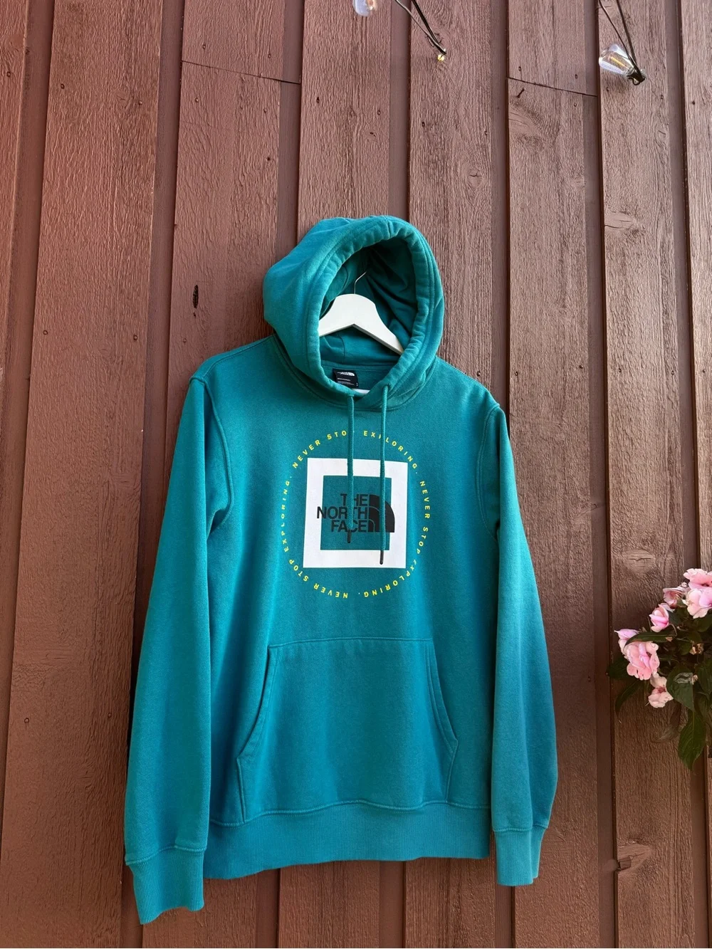 The North Face Graphic Hoodie Teal Green Pullover Men’s Size S